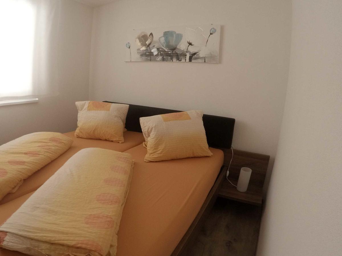 Haus Baracca Διαμέρισμα Vella Εξωτερικό φωτογραφία